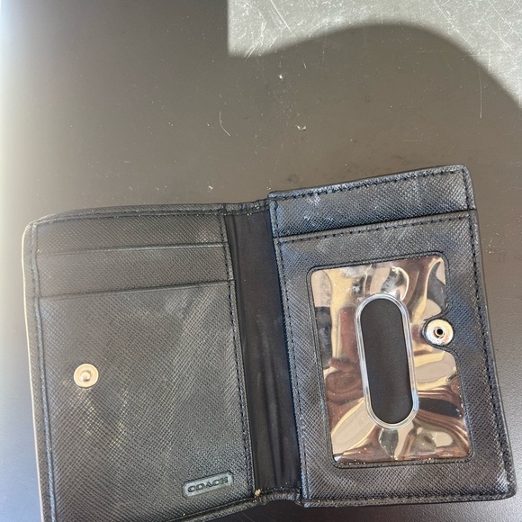 Coach leopard Print Wallet - Picture 3 of 3